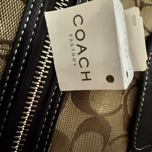 Tan and Black Coach Bag - Picture 7 of 8